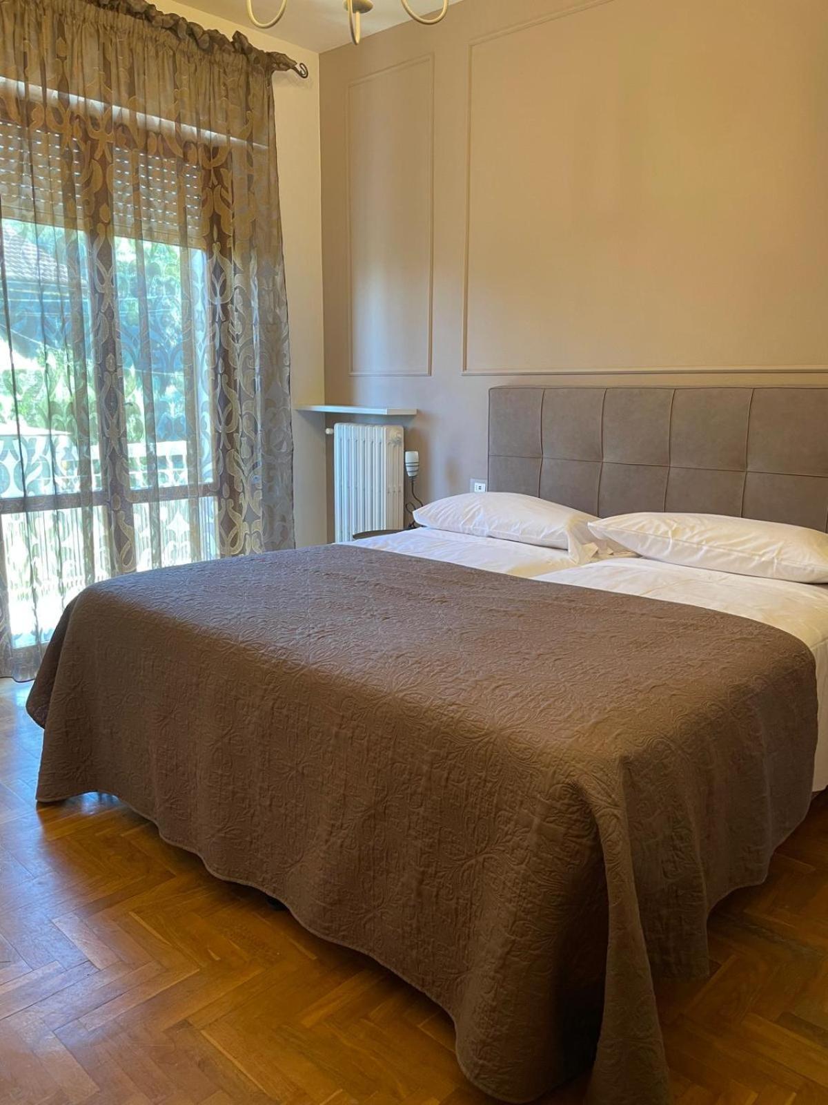 Residenza Sandrini Gambassi Terme Exterior photo